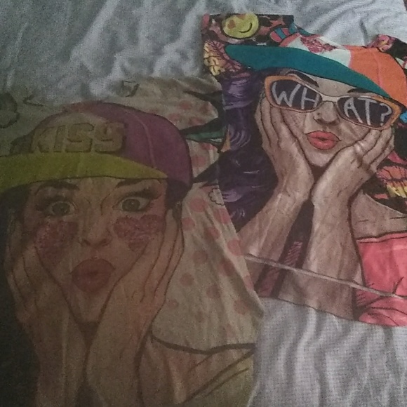 Lot of 2 girl print tops - Picture 1 of 3